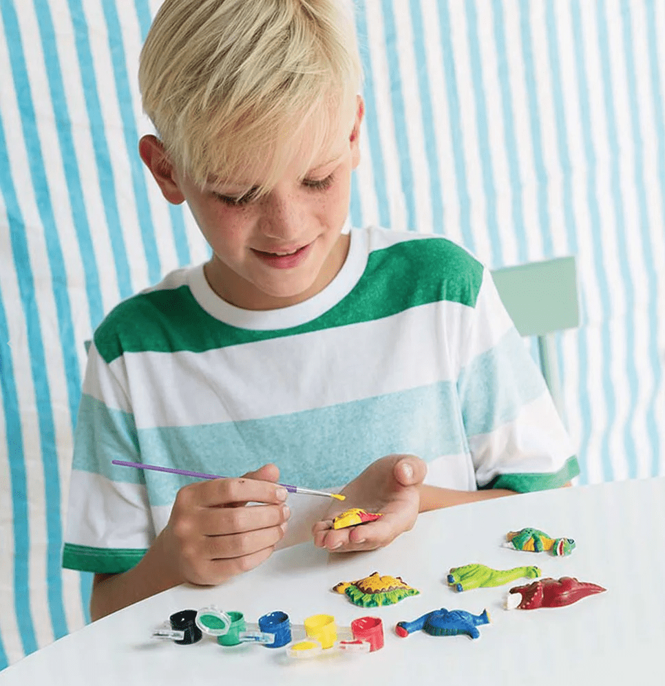 Mould & Paint Dinosaur Kit