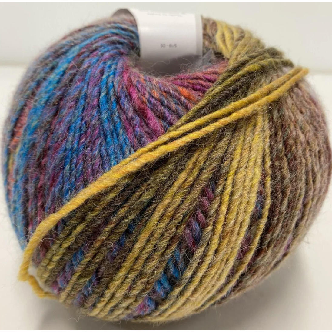 Patons Sierra 8PLY 150g ( 20 colours available) - CRAFT2U