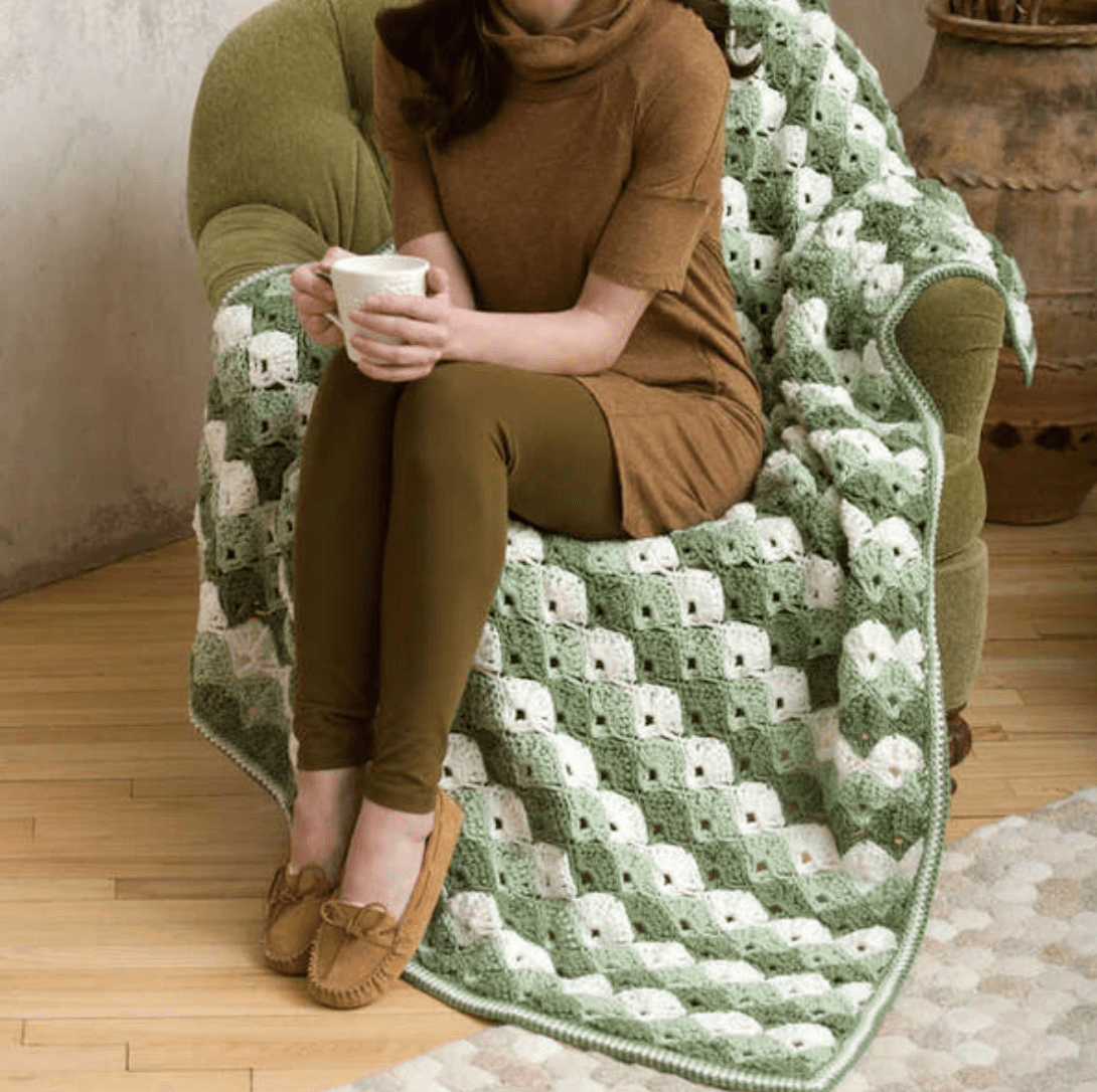 Red Heart Twilight Sea Shells Throw Free Pattern | | CRAFT2U