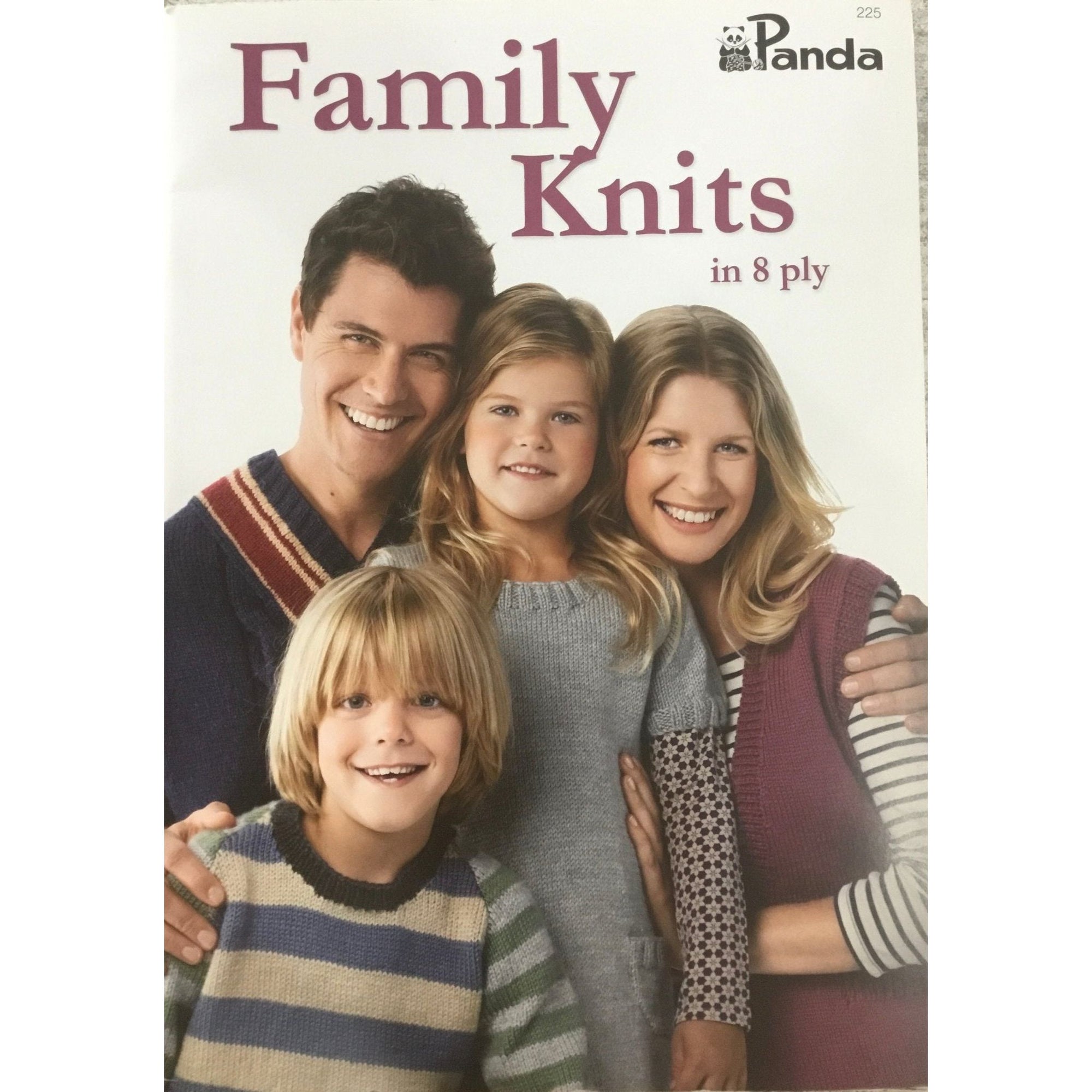 Family Knits in 8 Ply - 18 projects - CRAFT2U